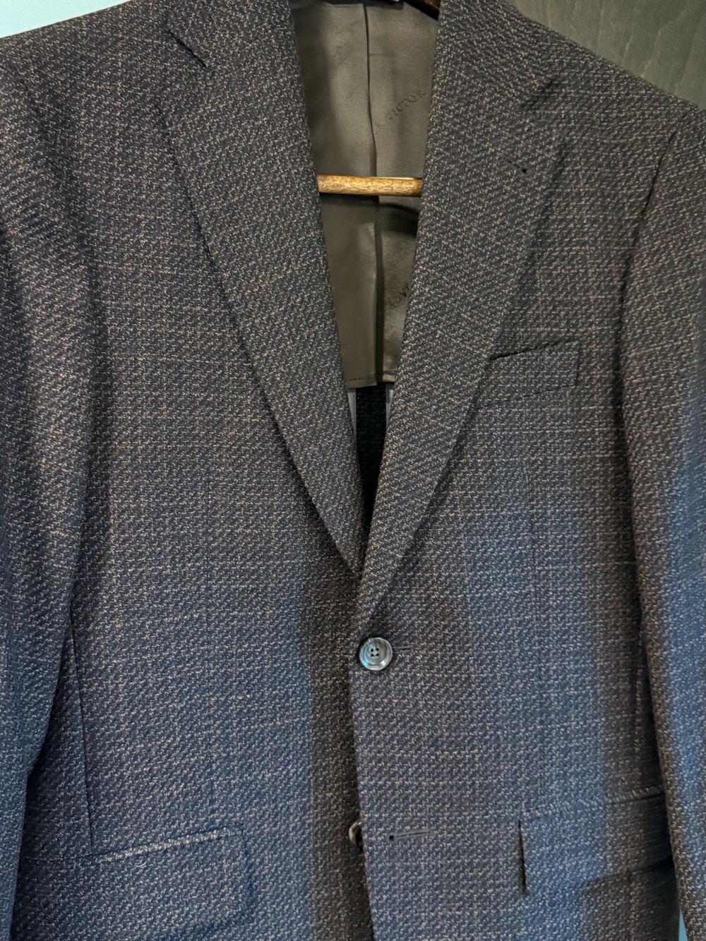 Men's Jack Victor Textured Brown Sport Coat - Tailored Two-Button Blazer - Picture 3 of 14